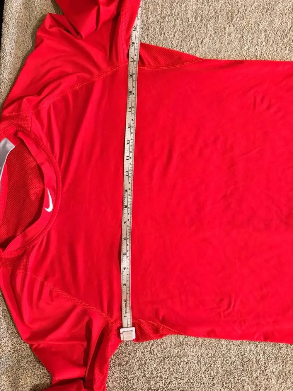 Nike Dri-Fit Pro Slim Fit Size M Red Long Sleeve Athletic Shirt